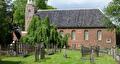 Dorpskerk met kerkhof